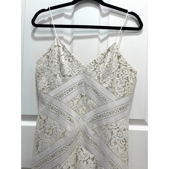 Lover the Label | Rapture White Lace Midi Dress Sz 8 Bridal LWD Occasion Floral - Picture 4 of 16